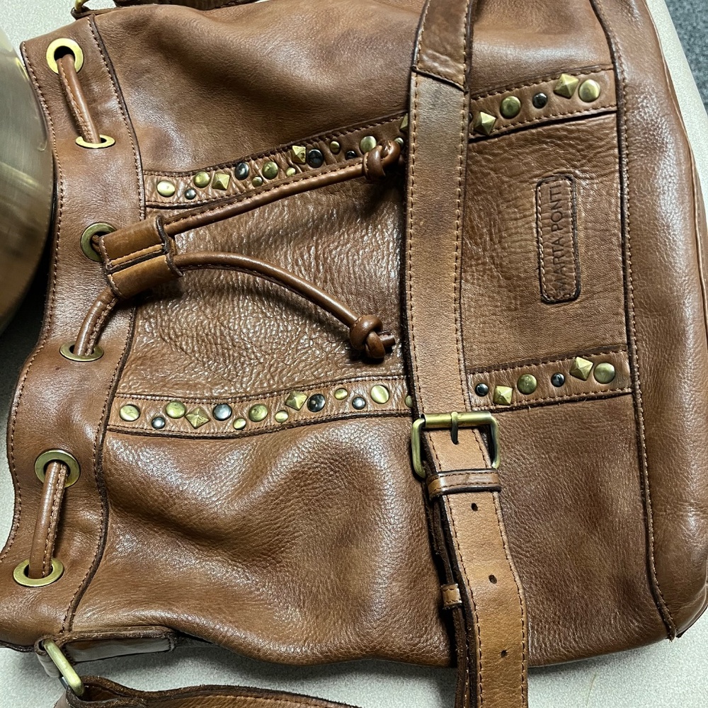 MARTA PONTI BROWN LEATHER & STUDS ADJUSTABLE BUCKET CROSSBODY - Picture 8 of 8